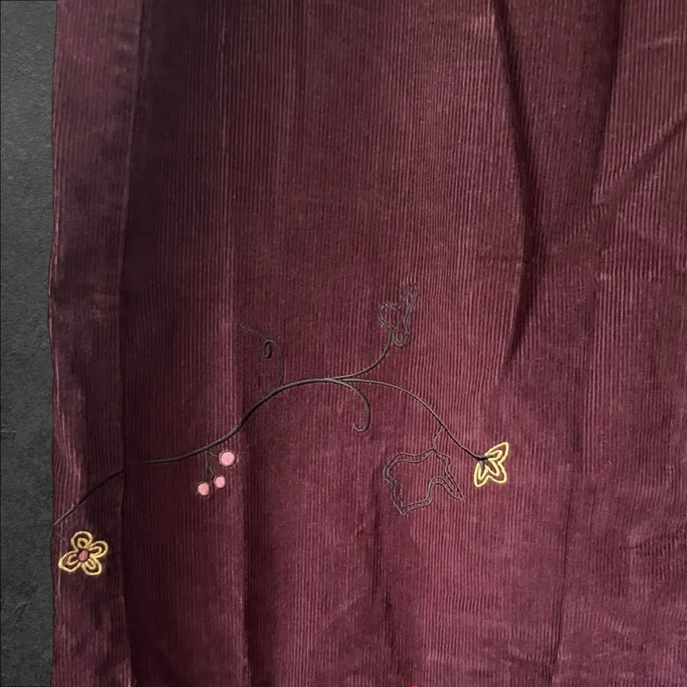 NWT CJ Banks corduroy skirt with embroidered detail 100% cotton